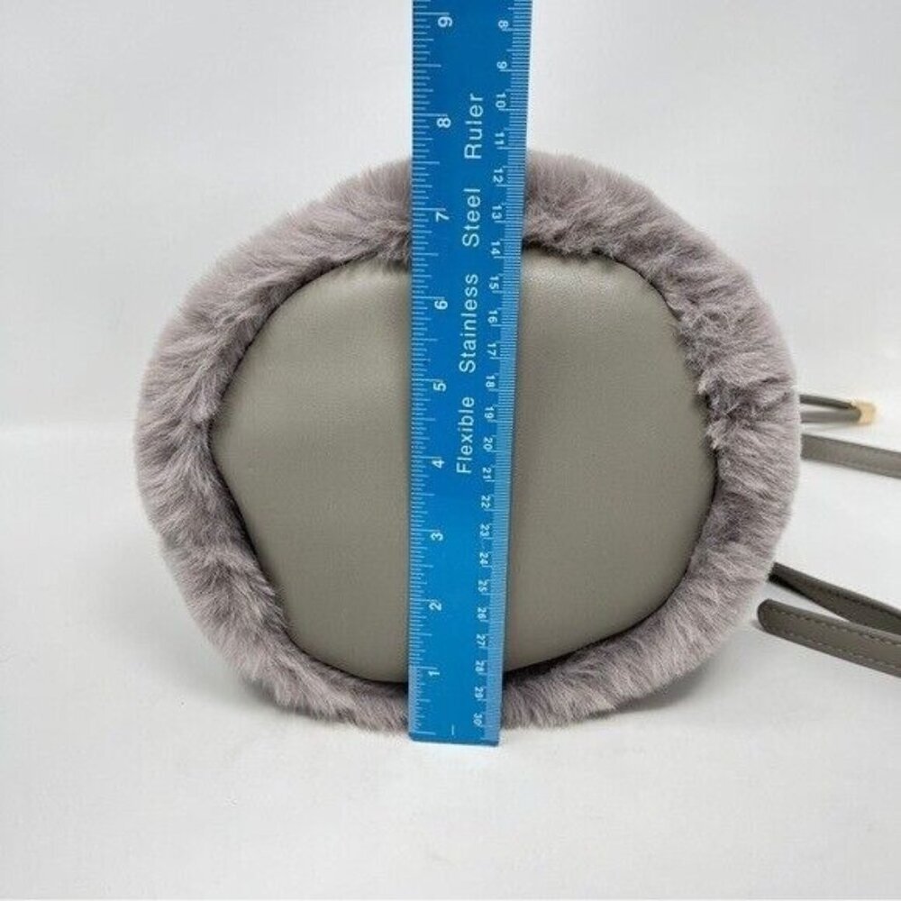 Street Level Plush Faux Fur Grey Bucket Bag Small Crossbody Bag - Picture 4 of 11